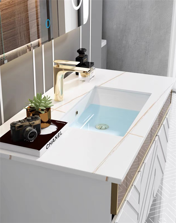 oglinda pentru chiuveta GGP61